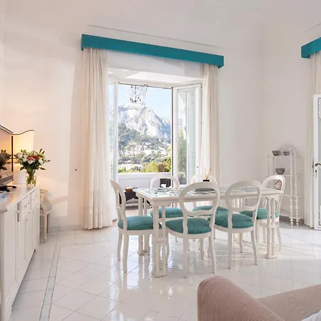 Mariuccia * Capri