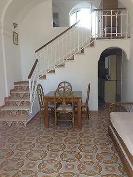 Mariuccia Κάπρι