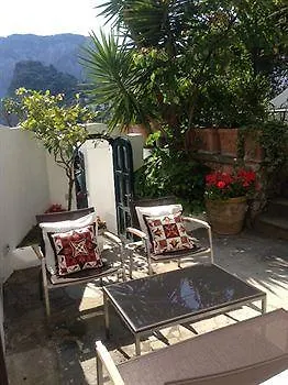 Mariuccia * Κάπρι